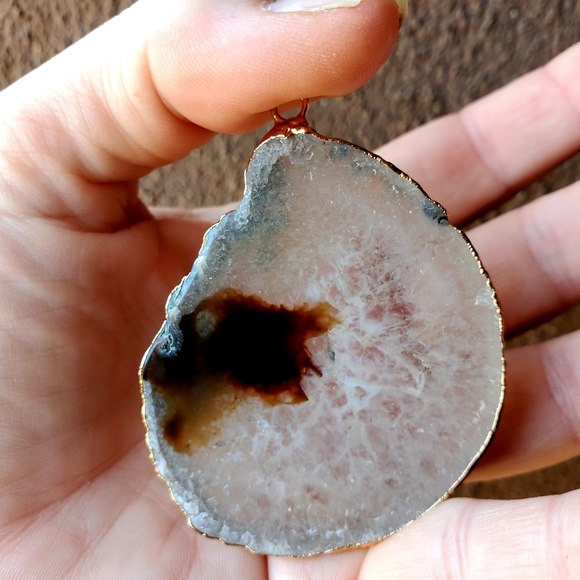 New Gray Agate Geode Druzy Slice Freeform Pendant. - Picture 4 of 8